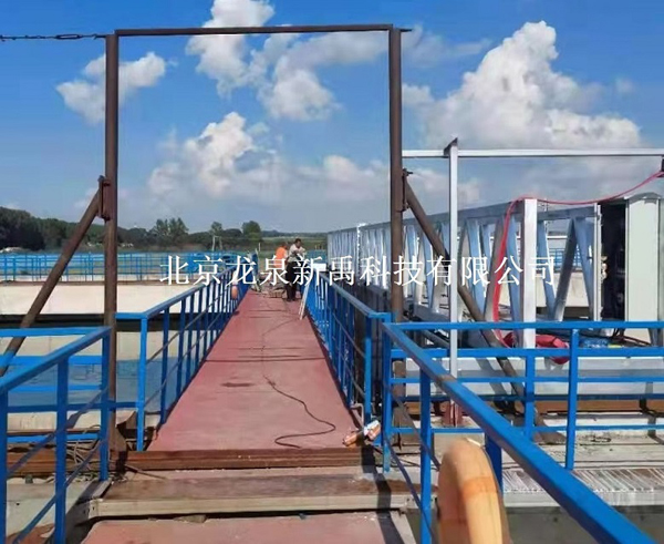 行車(chē)吸泥機(jī)